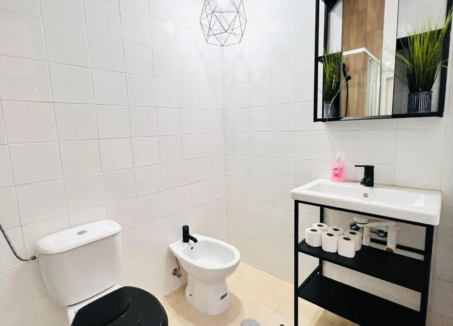 Luxury Central Lisbon Rooms, Best Location In The City 0*,  Portekiz